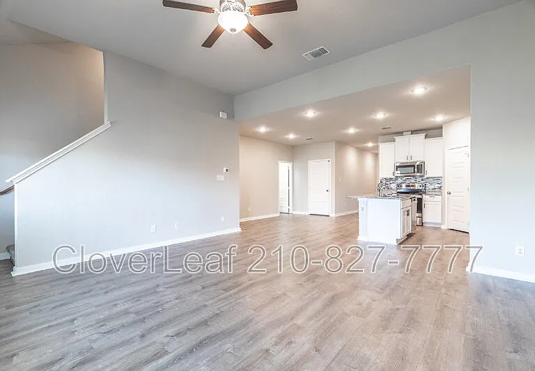 940 Windflower — Photo 13