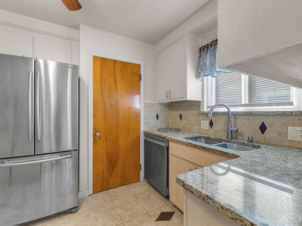 9578 Grayfield, photo 28