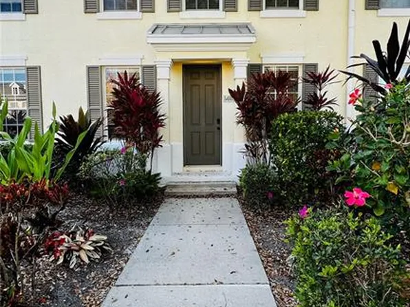 5608 Whitehead St, Bradenton, FL 34203