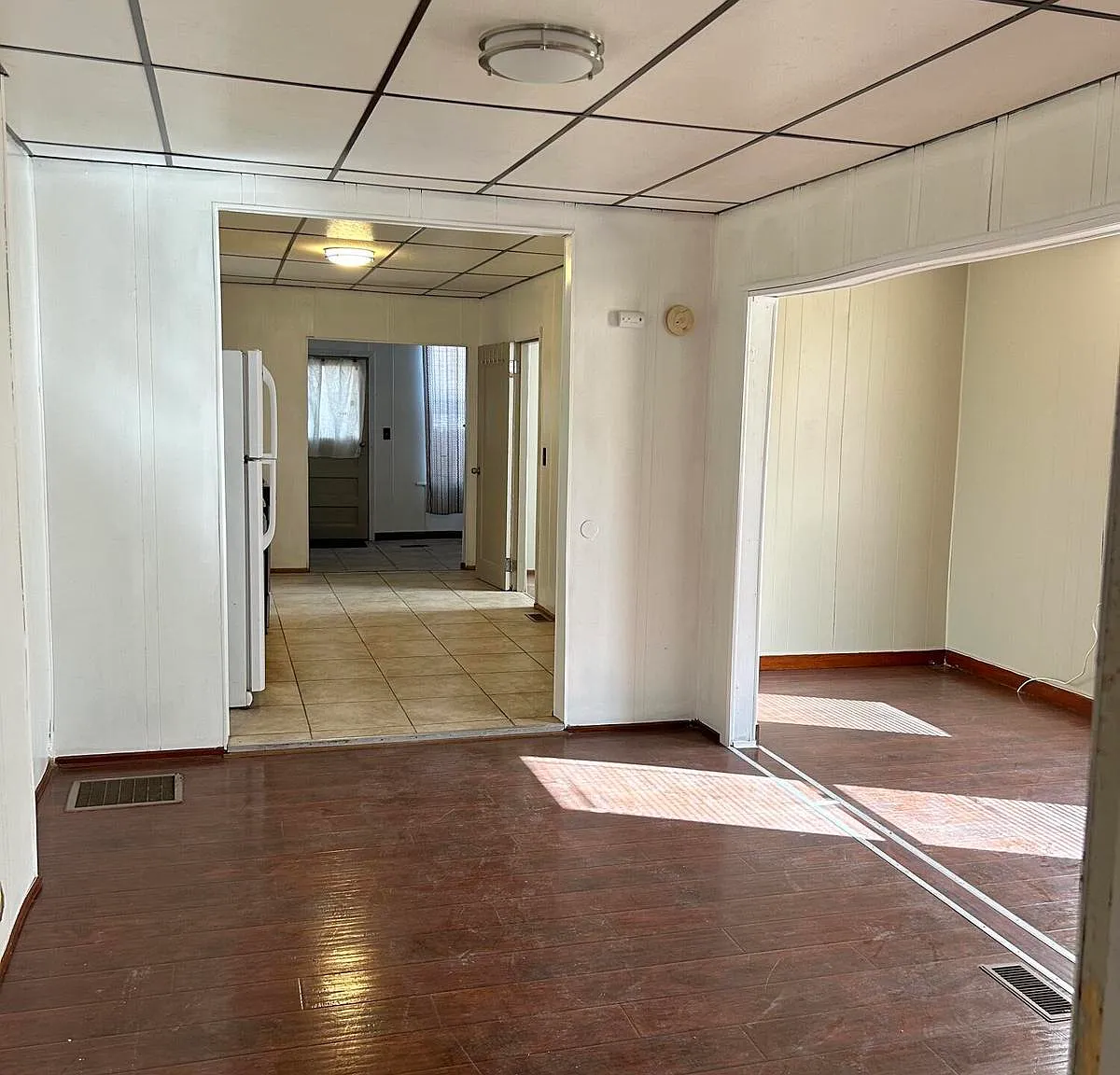 2 bed, 700 sqft, $1,375 — Photo 3