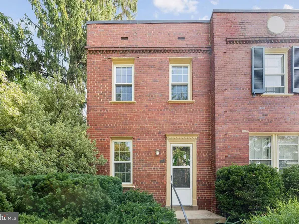 1501 S Edgewood St APT 565, Arlington, VA 22204