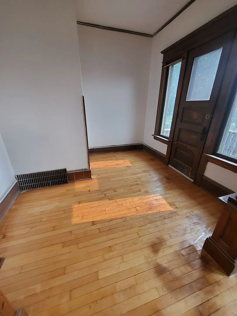 2159-2161 N 47th St. (Duplex) — Photo 3