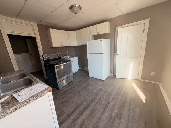 36 S 13th St APT 2, Harrisburg, PA 17104