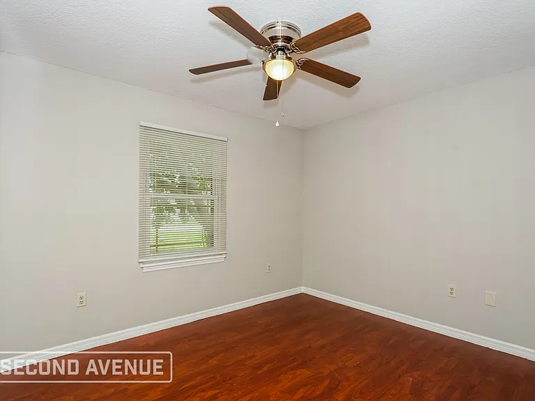 613 Hamm St NW — Photo 16
