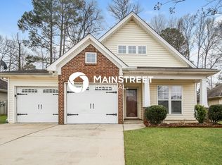 124 Rossburg Dr, Calera, AL 35040