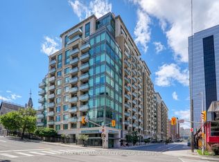 238 Besserer St #406, Ottawa, ON K1N 6B1