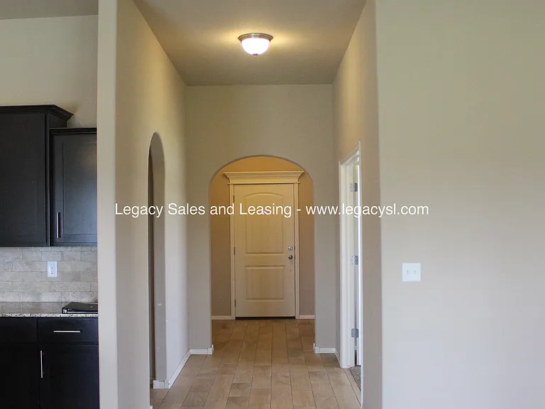 17614 E 45th Pl — Photo 11