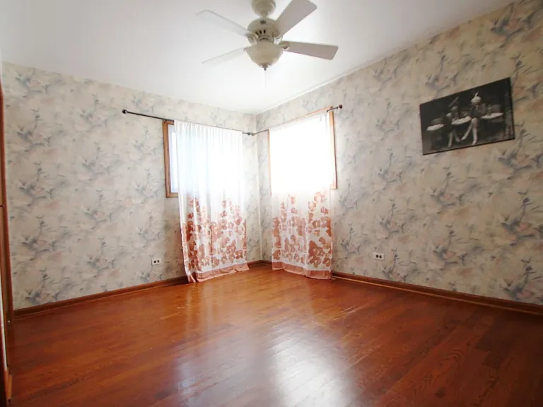 613 N Howard Ave — Photo 7