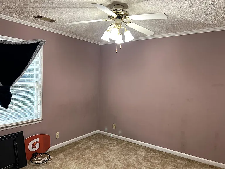 850 Parkview Ct — Photo 15