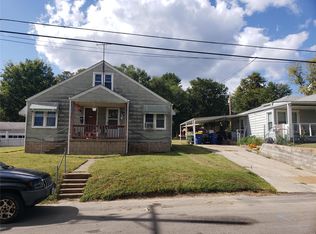 525 Maple St, Festus, MO 63028