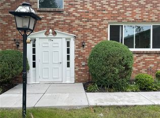 75 Old Lyme Dr APT 2, Amherst, NY 14221