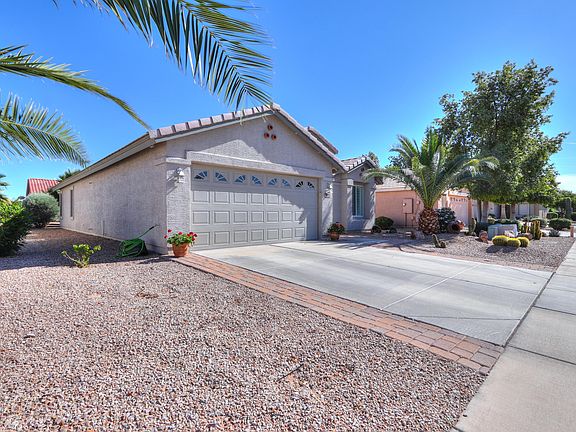 2nd image of 2391 E Antigua Dr