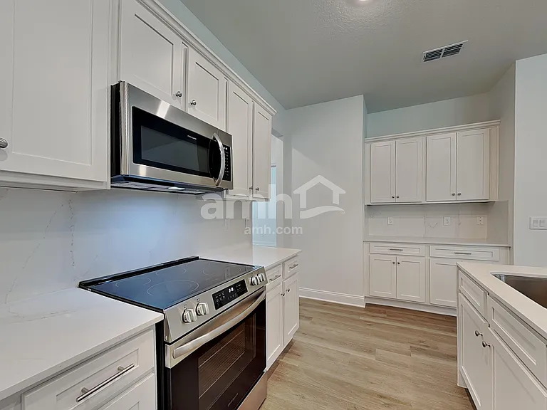 16385 Aubergine Alley — Photo 4