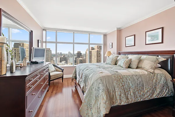 Sold by Douglas Elliman | media 6