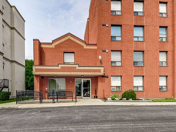 5th image of 70 Queen St #407
