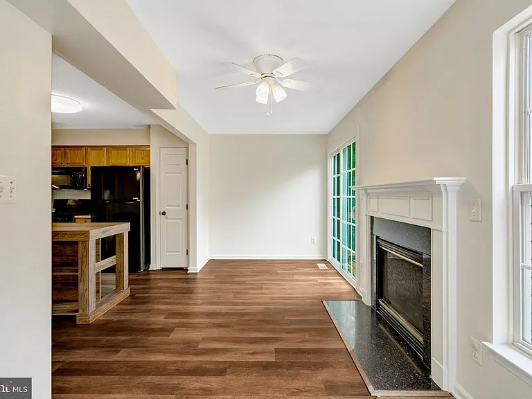 7057 Sauvage Ln — Photo 20
