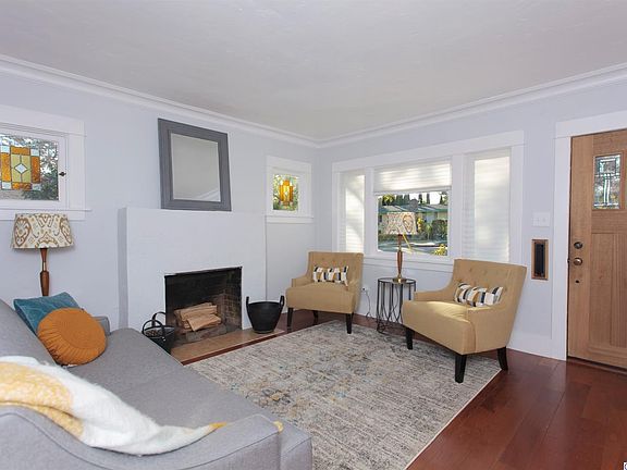 4th image of 72 S Hermosa Ave