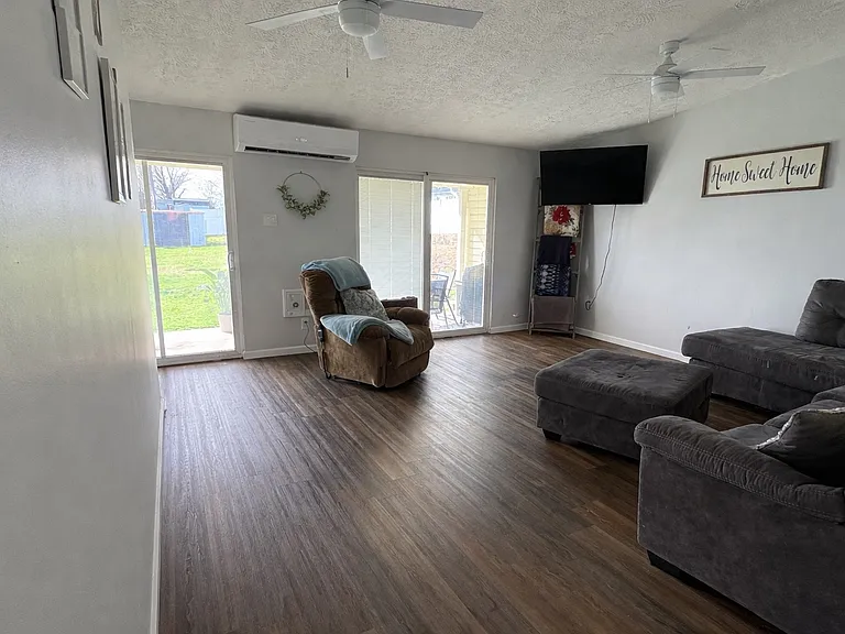 3017 Fernleaf Dr — Photo 4