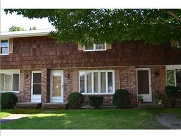 31 Villa Rd, Westbrook, ME 04092
