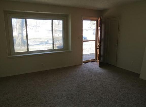 4th image of 5226 Girard Ave N