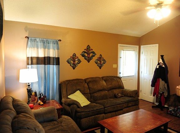 4th image of 4174 Grace Blvd