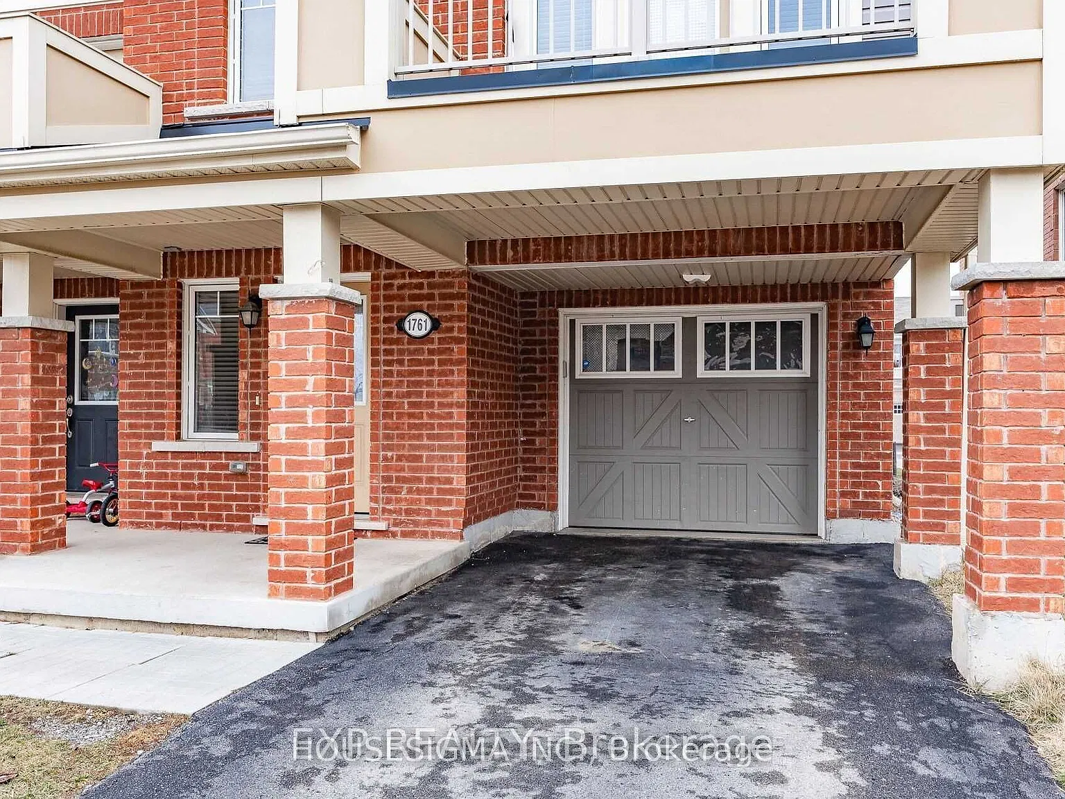 3 bed, $3,000 — Photo 2