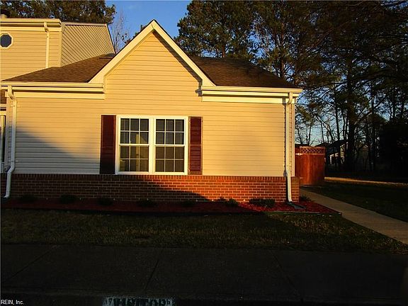 5th image of 513 Wrought Iron Bnd