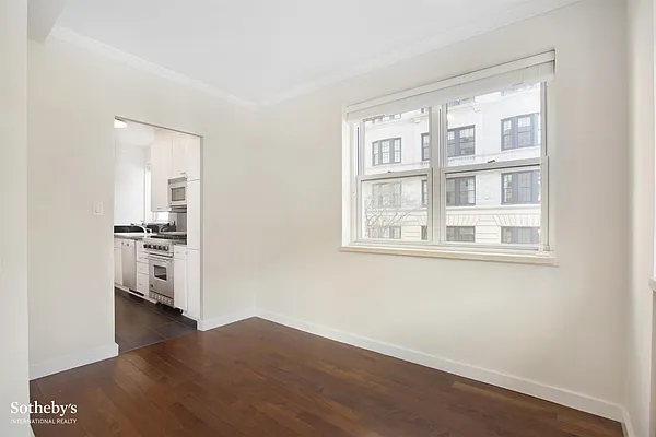 Rented by Sotheby's International Realty | media 35