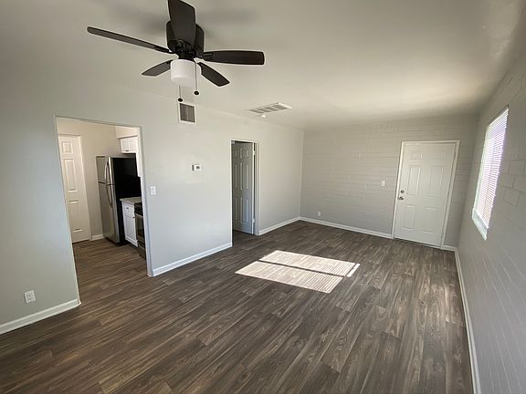 2nd image of 920 E Montebello Ave APT 3