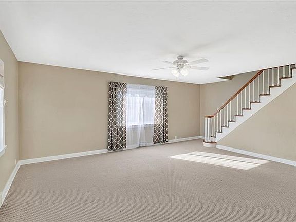 5th image of 931 Arlington Ave