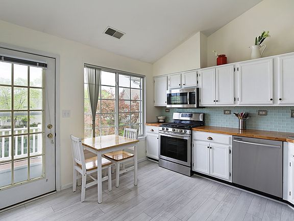 5th image of 8934 W Heathwood Cir