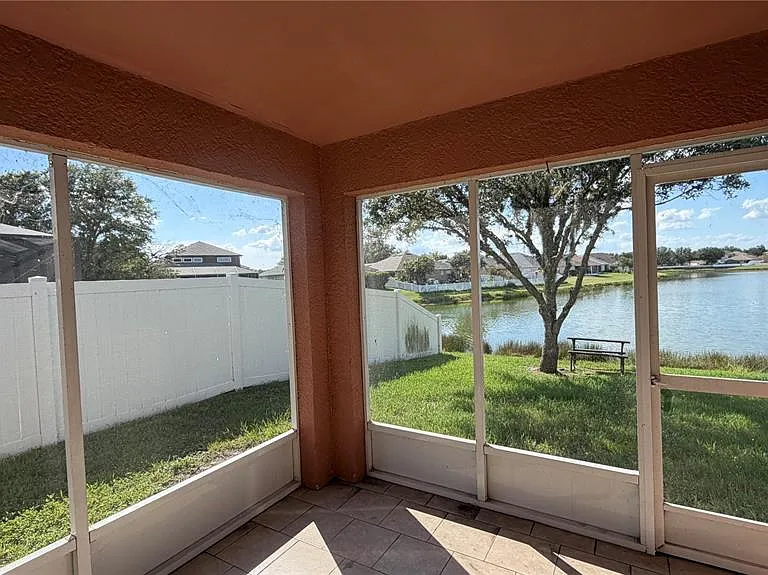 31205 Bridgegate Dr — Photo 31