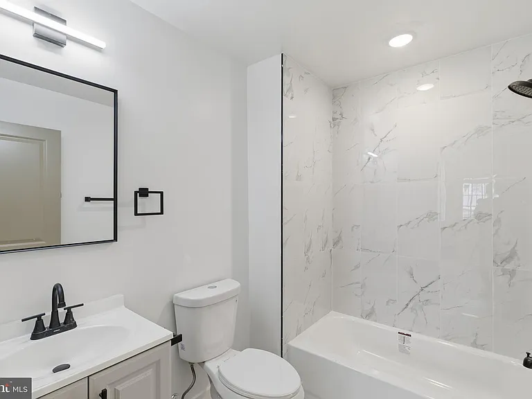 863 N 43rd St #2 — Photo 12