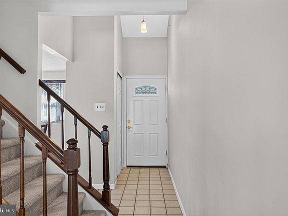 4th image of 502 Westerly Dr