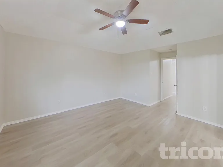 2645 Danberry Ln — Photo 6