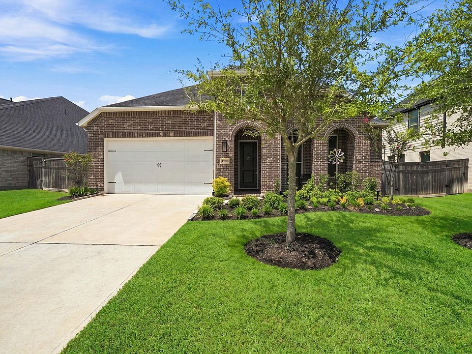 1st image of 29538 Highland Meadow Dr