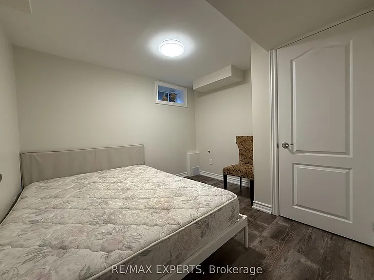 4 McNairn Ct #BASEMENT — Photo 7