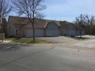 8771 Concord Ct, Inver Grove Heights, MN 55076