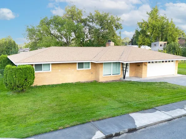 727 S Conway St, Kennewick, WA 99336