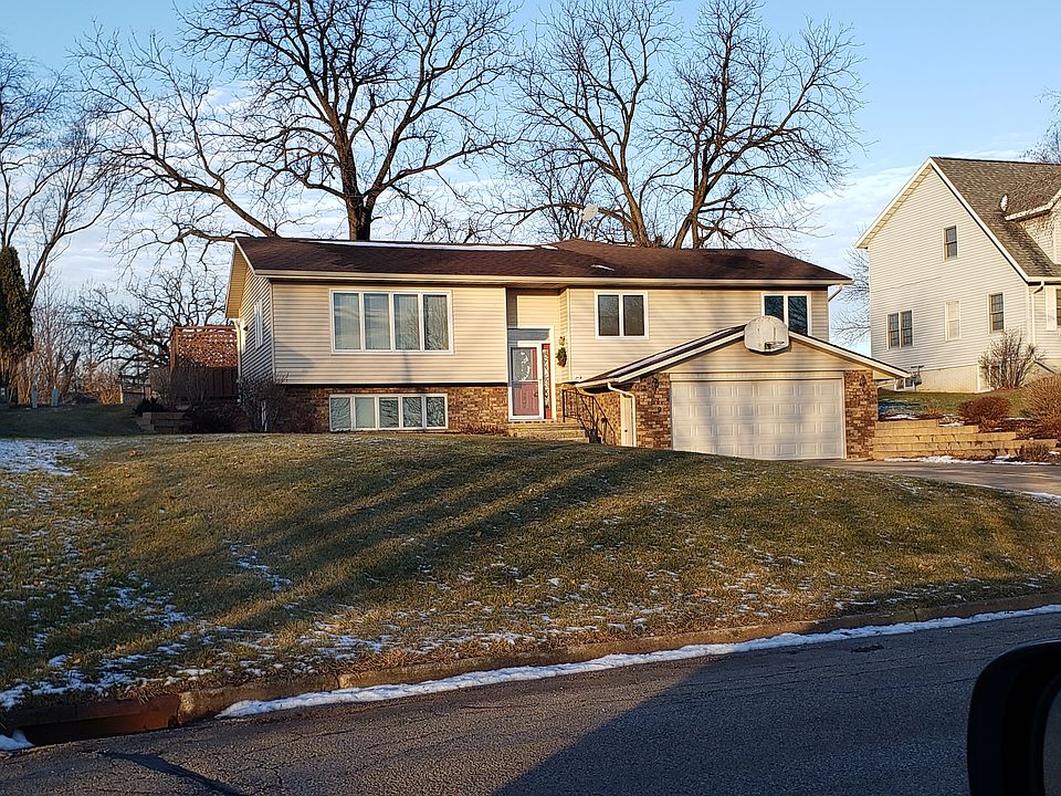 1st image of 119 Nina Dr