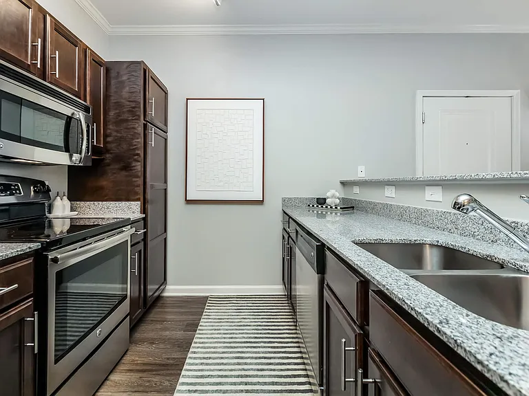 Monarch Apartments — Photo 5