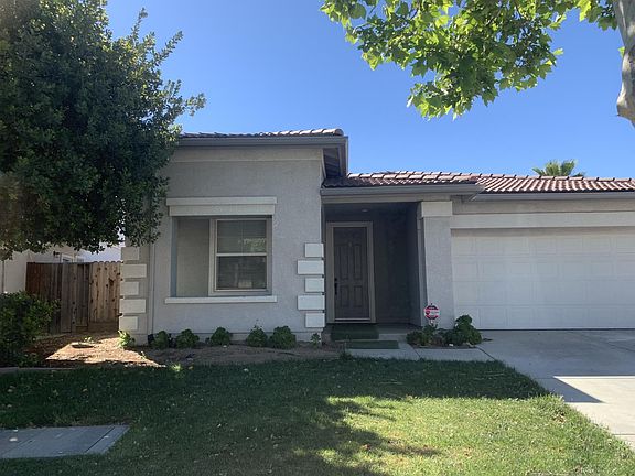3rd image of 2405 S Creekside Dr