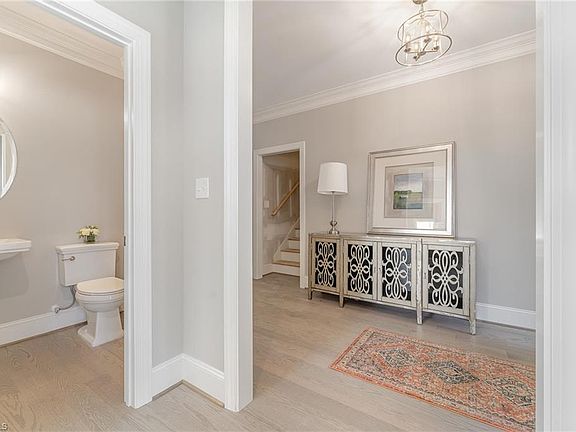 4th image of 1 Asher Ln