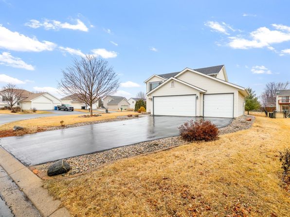 2909 Molina St, Shakopee, MN 55379