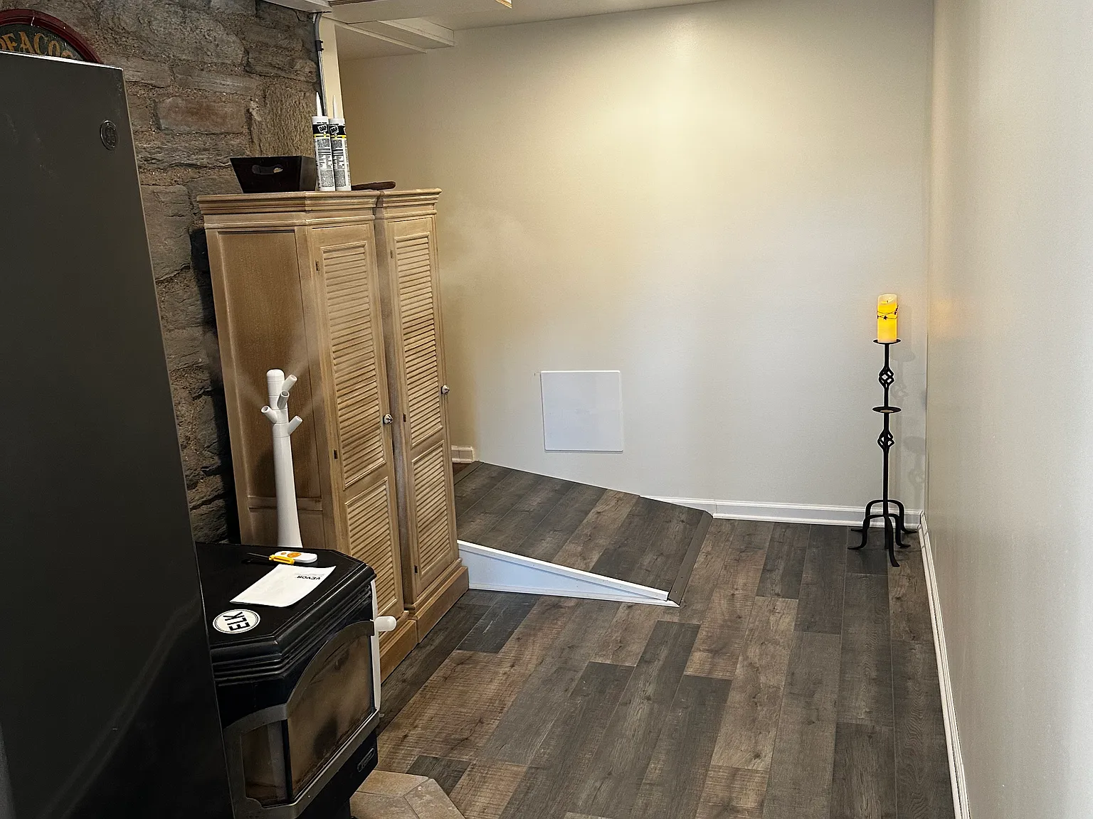 4 bed, 3750 sqft, $4,000 — Photo 4