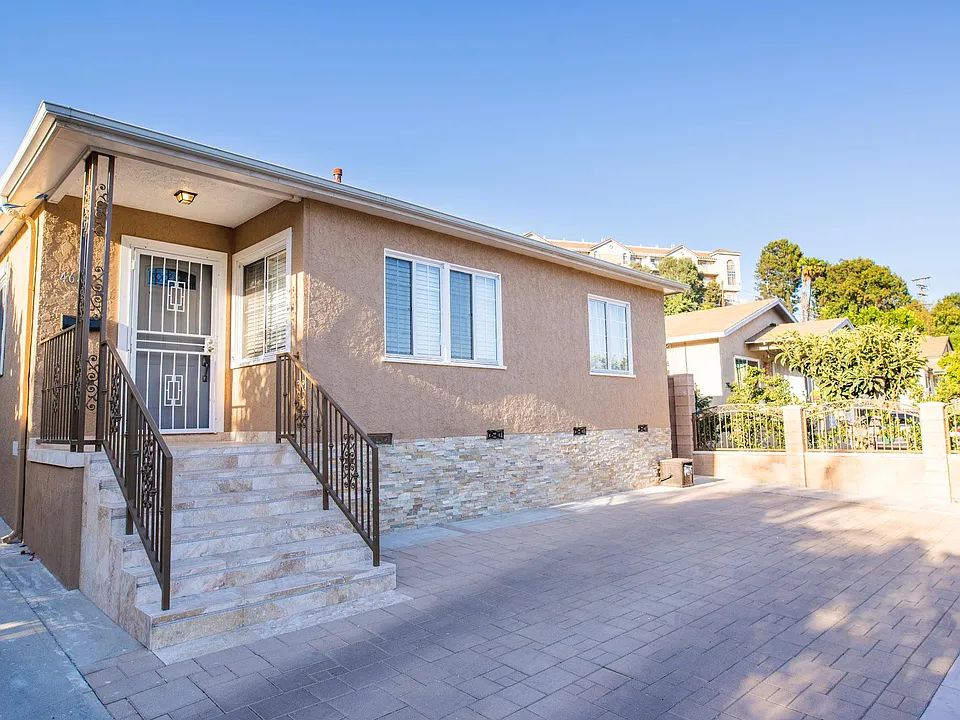 4645 Butterfly Ln