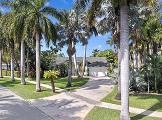 300 N Country Club Blvd, Boca Raton, FL 33487