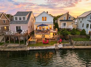 45 Cedar Ave, Portsmouth, RI 02871