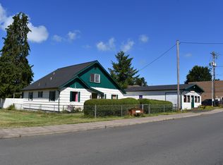 175 S Gaither St, Siletz, OR 97380