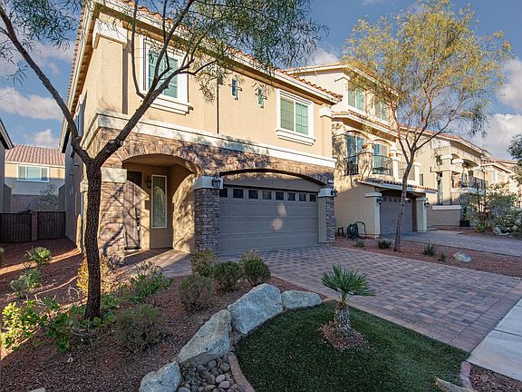3rd image of 9857 Mercer Estates Ct
